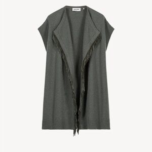 Apostrophe sweater vest